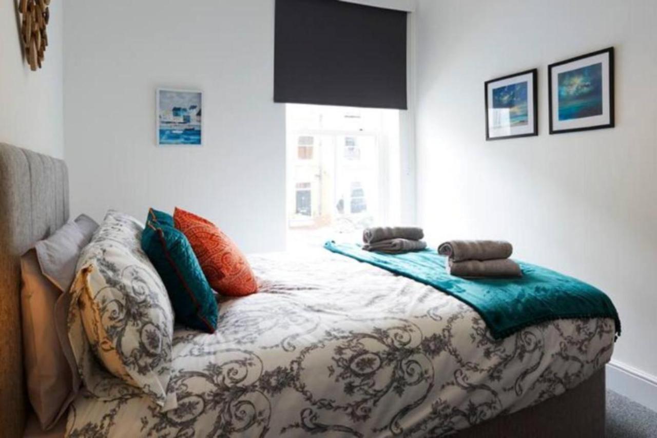 Seascape - Fantastic Location With Sea Views! Scarborough Eksteriør bilde
