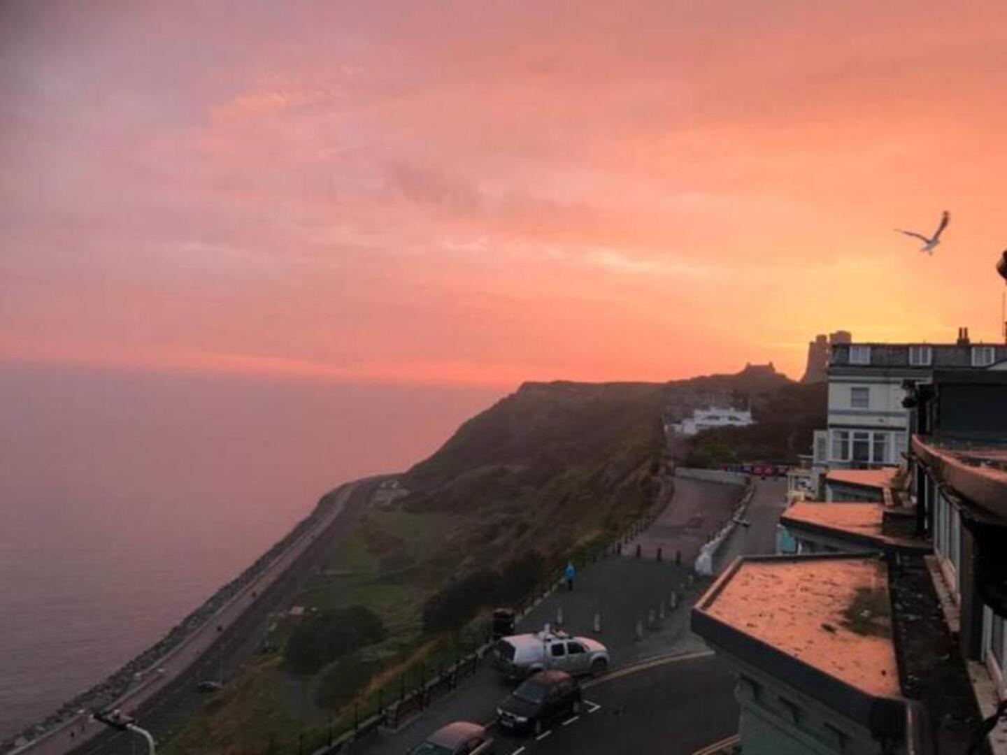 Seascape - Fantastic Location With Sea Views! Scarborough Eksteriør bilde